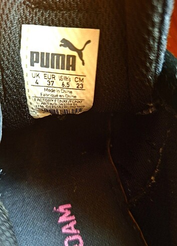 36 Beden siyah Renk #PUMA siyah spor ayakkabı