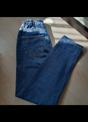 Mom Jean