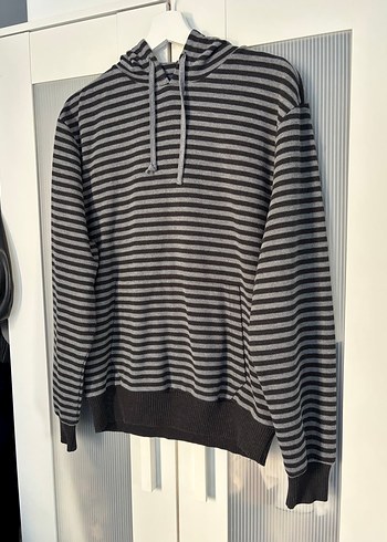 Gri Çizgili Kapüşonlu Kadın Sweatshirt - Görsel 2