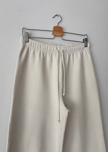 Krem Rahat Kesim Kadın Pantolon - Görsel 3