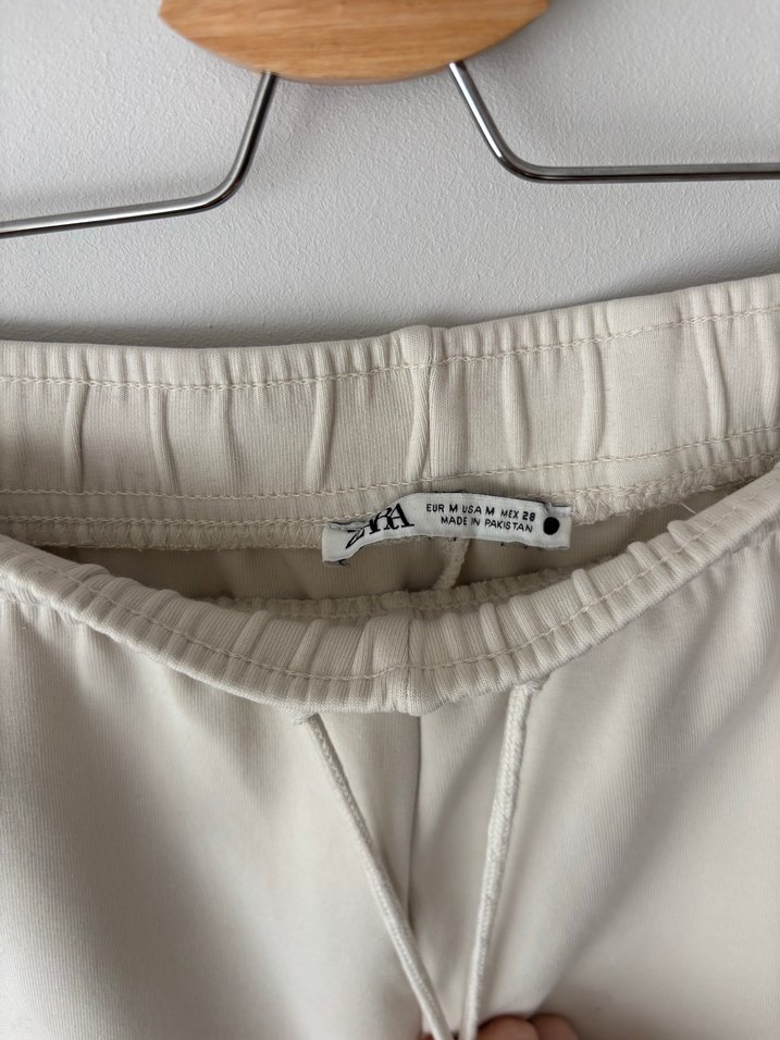 Krem Rahat Kesim Kadın Pantolon - Görsel 4