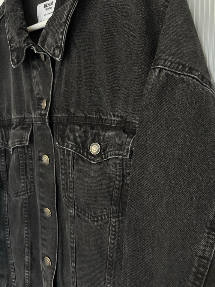 Bershka Siyah Düğmeli Kadın Denim Ceket - Görsel 5