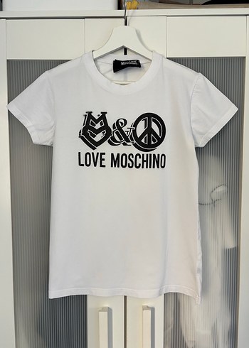 Love Moschino m