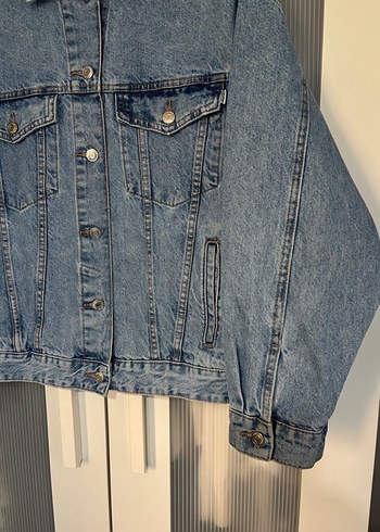 Bershka Mavi Düğmeli Kadın Kot Ceket - Görsel 4