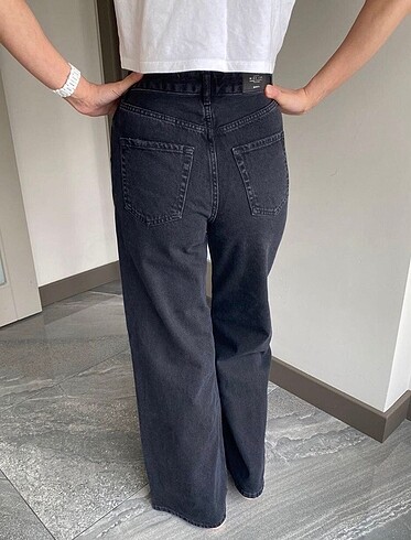 Stradivarius Stradivarius super wide leg jean