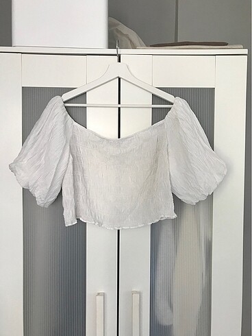 H&M H&M beyaz yazlık bluz