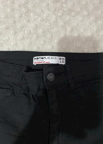 Siyah Dar Kesim Skinny Fit Kadın Jean - Görsel 2