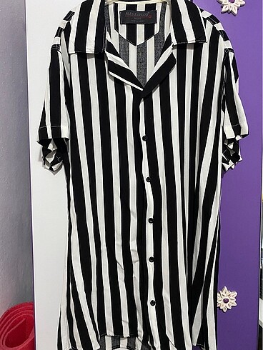 Siyah beyaz çizgili gömlek unisex