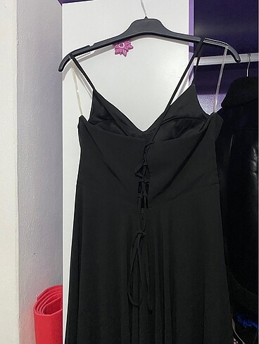 Askılı çapraz bağlamalı elbise - Görsel 2