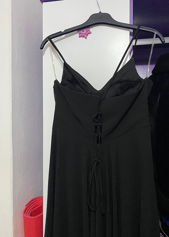 Askılı çapraz bağlamalı elbise - Görsel 2