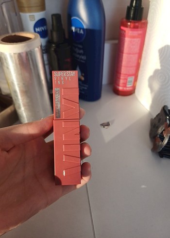 Maybelline Superstay Vinly Ink Parlak Pembe Ruj