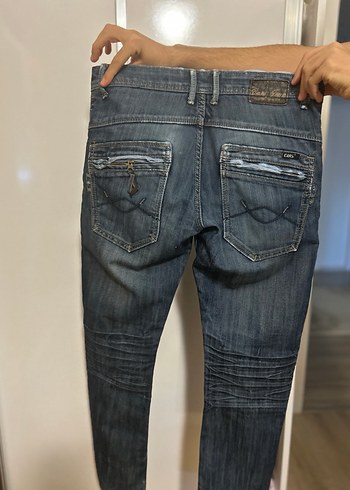 Kadın Parlak Mavi Denim Dar Kesim Jean - Görsel 4