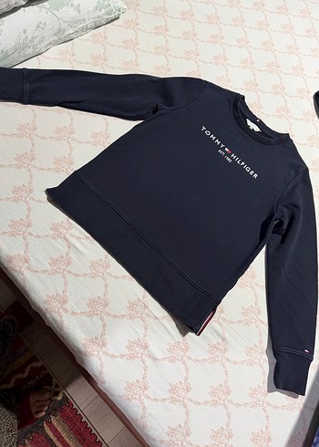Tommy Hilfiger s