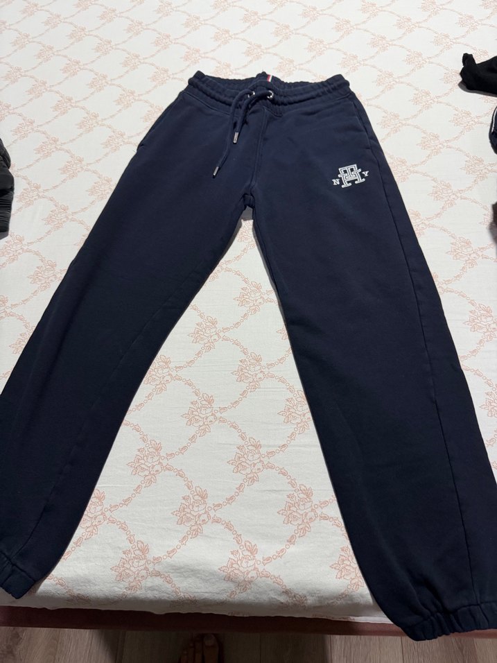 Tommy Hilfiger esorfman takımı - Görsel 4