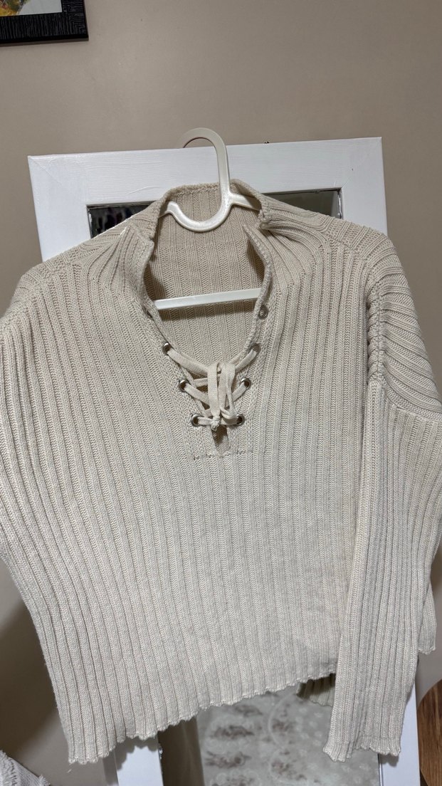 Kadın Bej Örgü Yüksek Yaka Kazak - Görsel 3