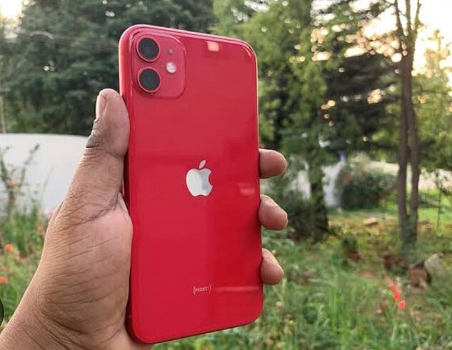 Apple 11 128 gb red Türkiye