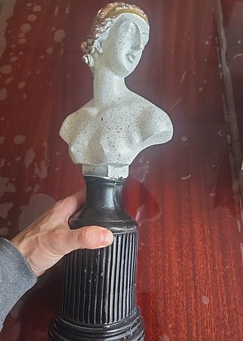 Efes Artemis Beyaz Büst Figürü Siyah Kaide Üzerinde - Görsel 2