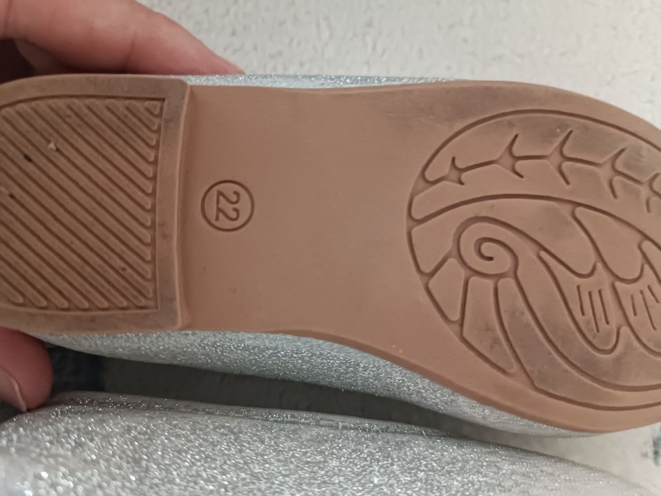 Kız Çocuk Gri Simli Tokalı Babet - Görsel 4