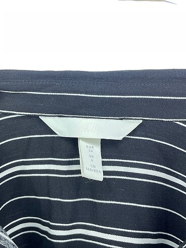 34 Beden çeşitli Renk H&M Gömlek %70 İndirimli.