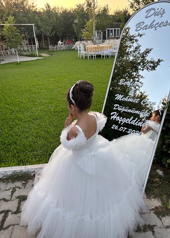 7 Yaş Beden Kız Çocuk Beyaz Straplez Fırfırlı Elbise