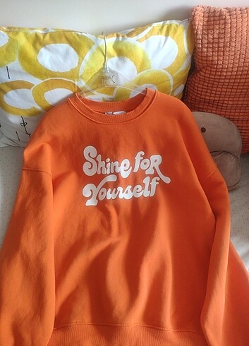 bershka shine for yourself sweatshirt 