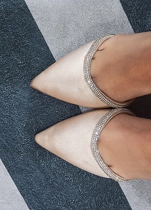 Zara Taşlı Ayakkabı