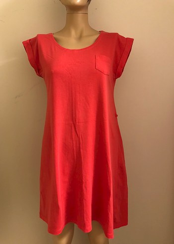 80 TL Kırmızı Pembe Kısa Kollu Midi Rahat Elbise