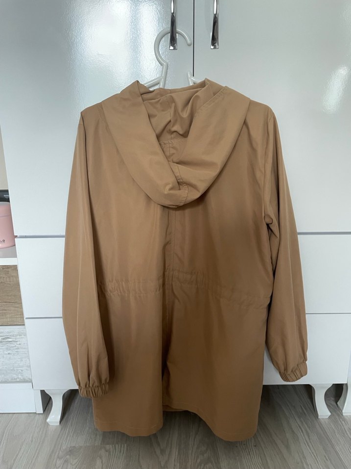 Bej Kadın Midi Boy Kapüşonlu Yağmurluk - Görsel 3