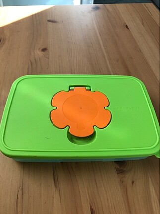 Tupperware ıslak mendil kutusu