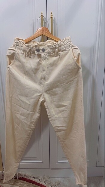 Stradivarius pantolon