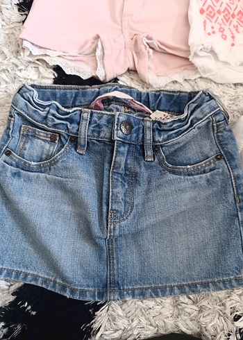 LC Waikiki Düğmeli Pembe Denim Kız Şort