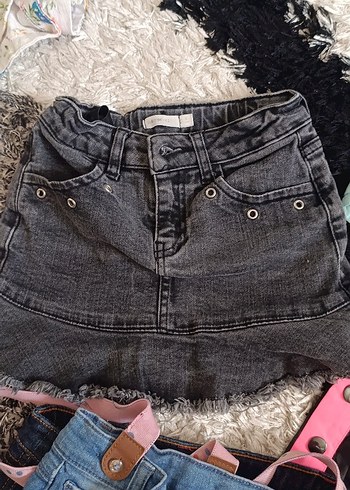 4 Yaş Beden mavi Renk Kızlar için Koyu Mavi Kemerli Denim Şort