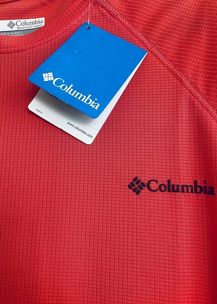 Columbia Orijinal Logolu Unisex Tişört - Görsel 3