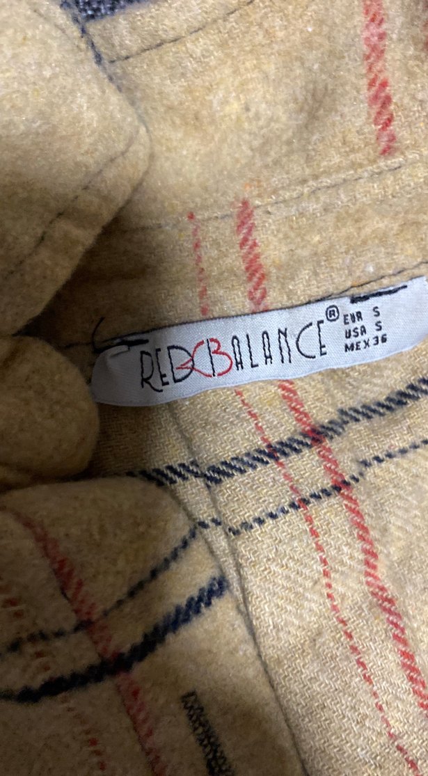 Bej Ekose Düğmeli Keten Kadın Gömlek - Görsel 4