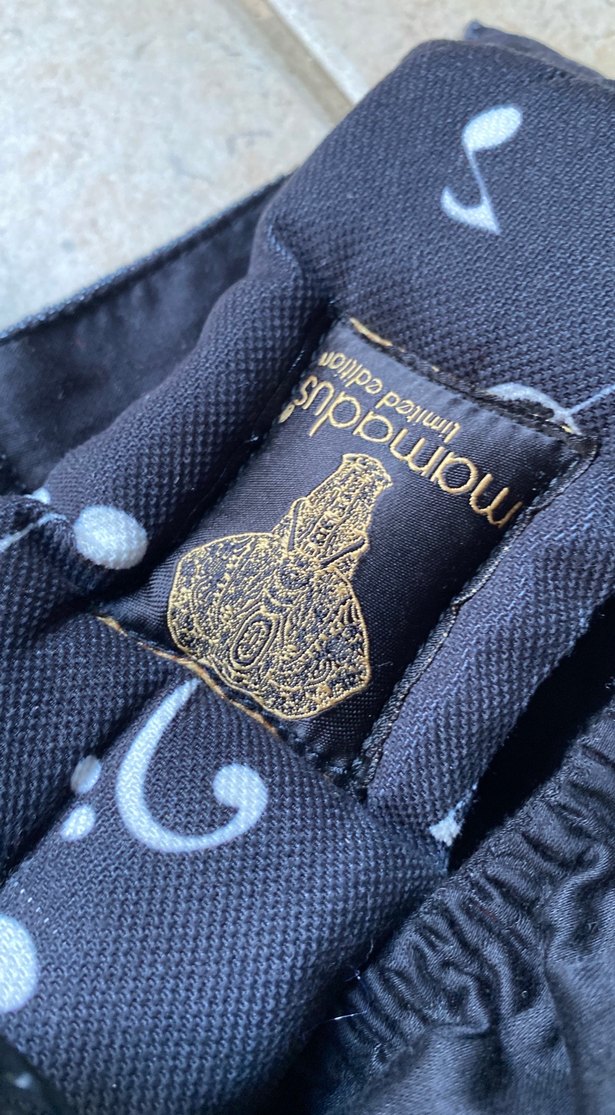 Siyah Bebek Taşıyıcı Müzik Desenli - Görsel 2