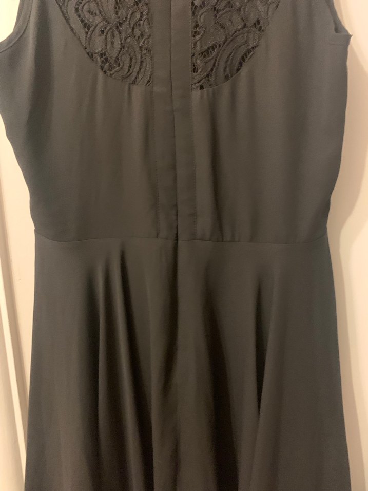 Dantel Detaylı Siyah Midi Elbise - Görsel 4