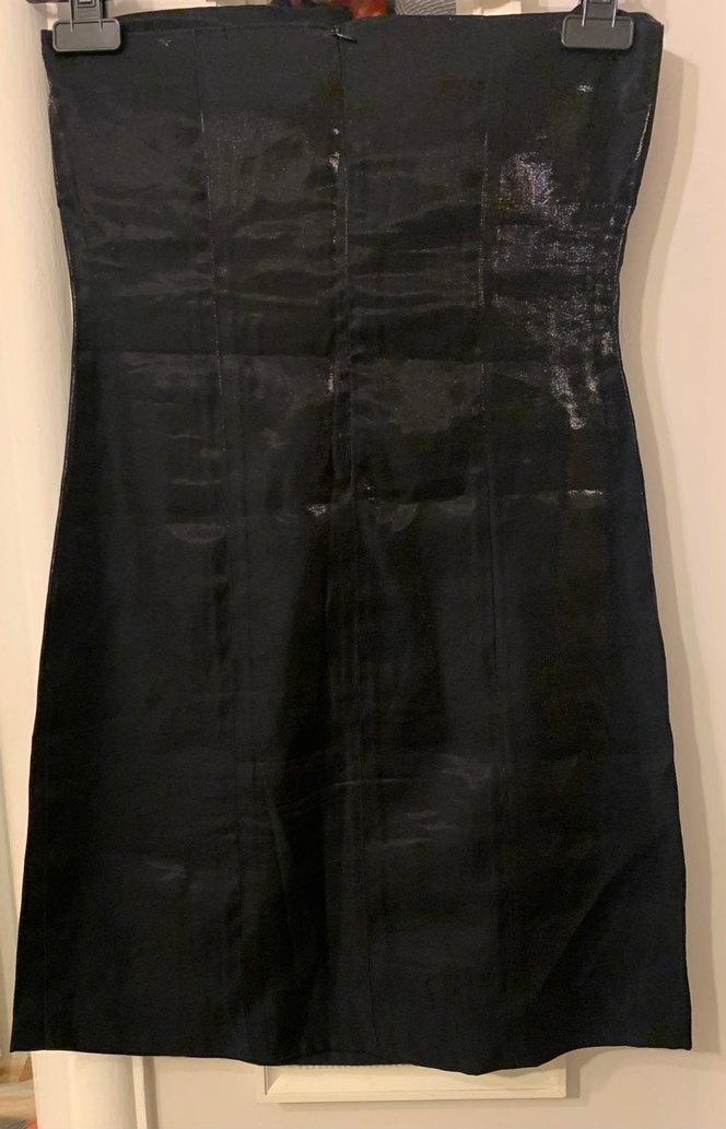 Siyah Kendinden hafif parlak Straplez Midi Gotik Elbise - Görsel 2