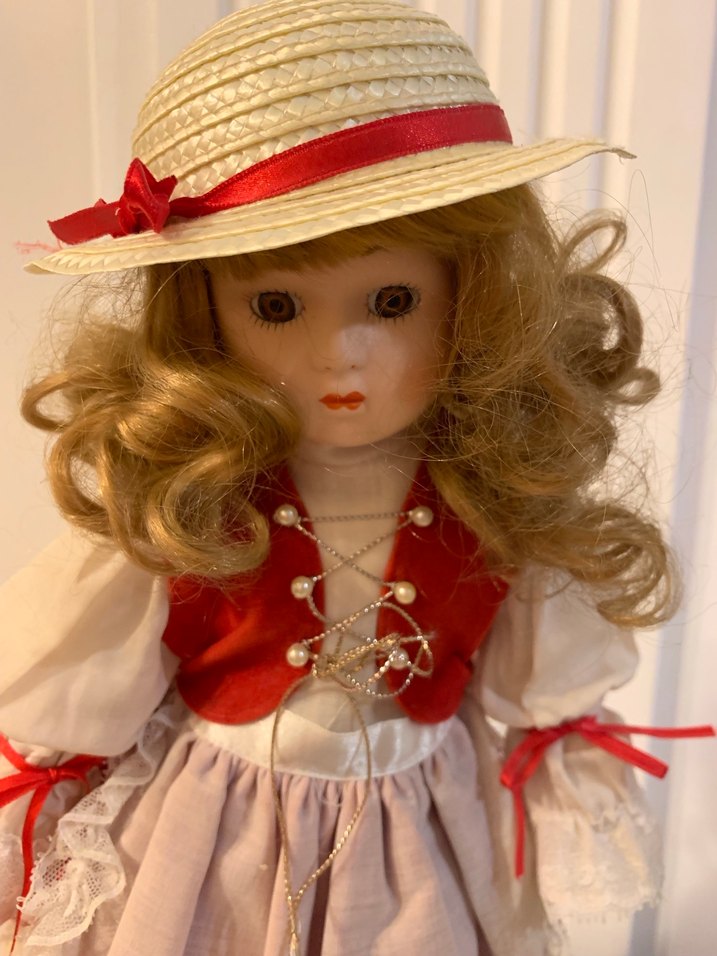 Saman Şapkalı Beyaz Bebek - Görsel 4