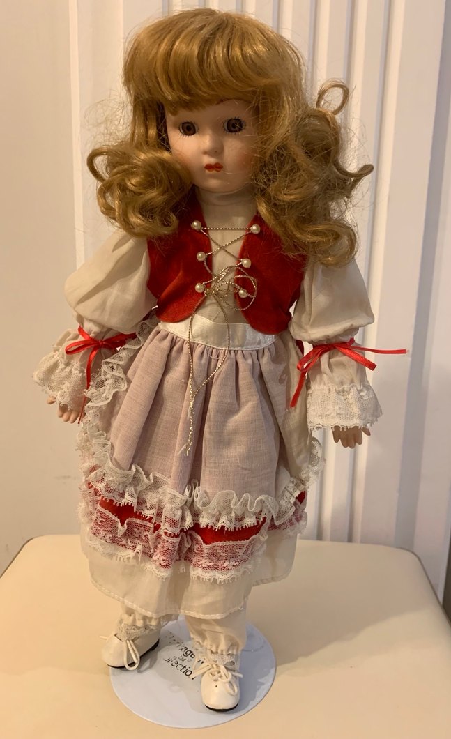 Saman Şapkalı Beyaz Bebek - Görsel 2