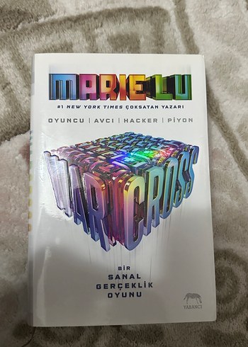 Warcross - Sanal Gerçeklik Oyunu