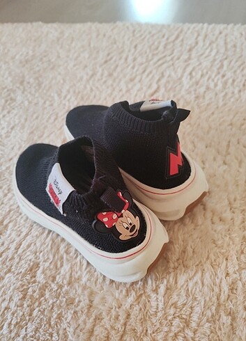 29 Beden Zara Mickey çorap ayakkabı 