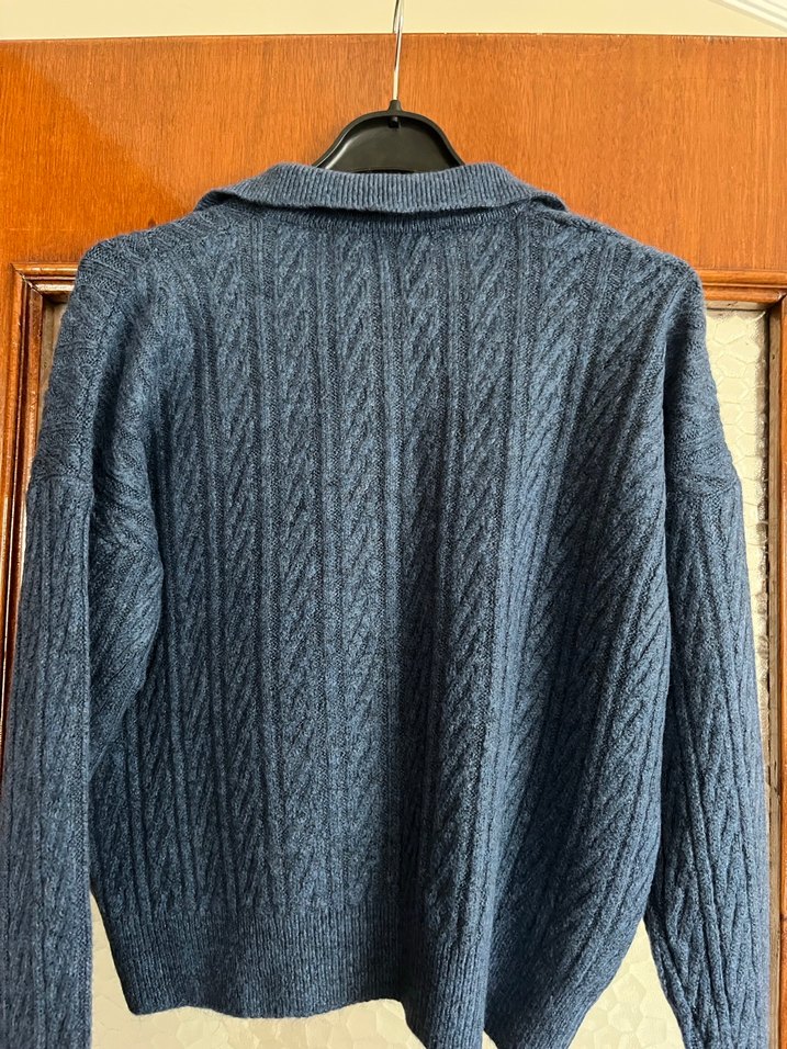 Düğmeli Lacivert Yün Kadın Kazak - Görsel 3