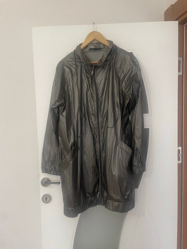 Gri Midi Boy Rahat Kesim Fermuarlı Kadın Yağmurluk - Görsel 4