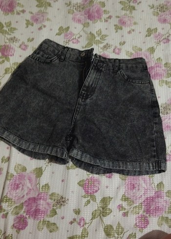 40 Beden Kadın Gri Batik Desenli Bol Kesim Kot Şort