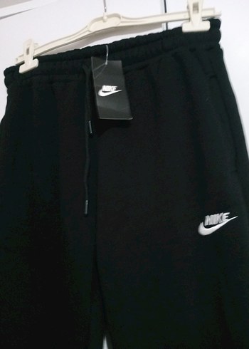 s Beden Nike esortman alti