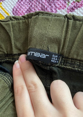 m Beden Kadın Haki Kamuflaj Kemerli Rahat Pantolon