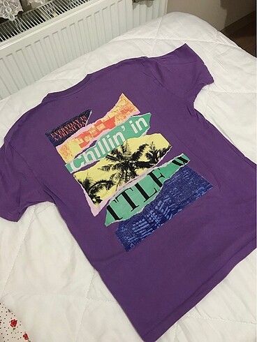 Pull and Bear Pull and bear tshirt