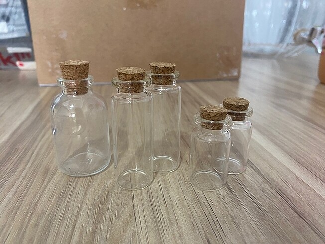 Diğer Küçük cam şişe