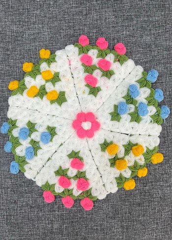Renkli Çiçekli El Yapımı Dekoratif Örtü - Görsel 4
