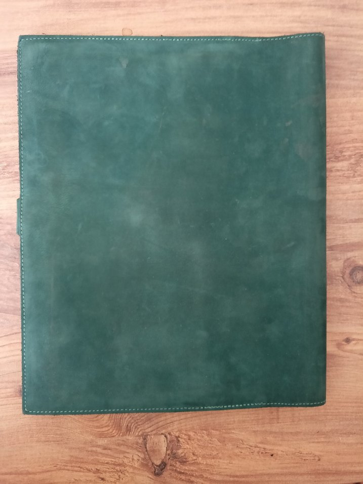 Koyu Yeşil Deri Klasör — görsel 2/5